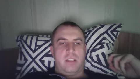 Snapshot of johnoreon chatting on 10/21/25, 08:15 johnoreon online show from 10/21/25, 08:15