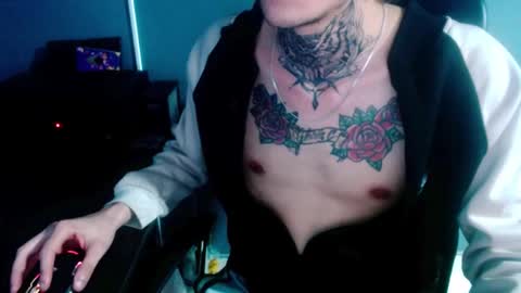 johnsonisaac94  online show from 12/14/24, 08:13