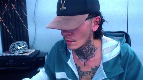 johnsonisaac94  online show from 02/13/25, 04:54