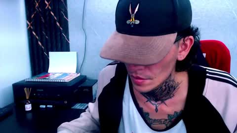 johnsonisaac94  online show from 02/17/25, 10:18