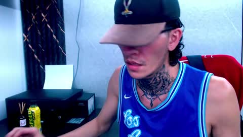 johnsonisaac94  online show from 02/20/25, 08:28