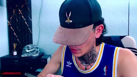 johnsonisaac94  online show from 02/25/25, 05:19