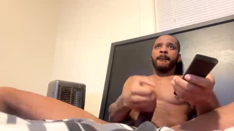 Snapshot of johnsonmack01 chatting on 01/16/25, 11:15 johnsonmack01 online show from 01/16/25, 11:15