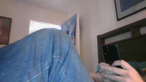 Snapshot of johnstone11111 chatting on 02/17/25, 04:15 johnstone11111 online show from 02/17/25, 04:15