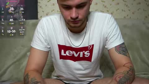 Snapshot of johnstoneisland chatting on 11/10/25, 09:19 John online show from 11/10/25, 09:19