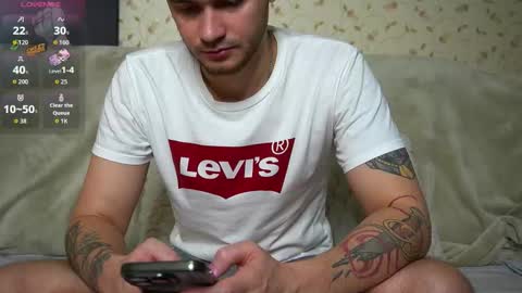 Snapshot of johnstoneisland chatting on 11/10/25, 09:25 John online show from 11/10/25, 09:25