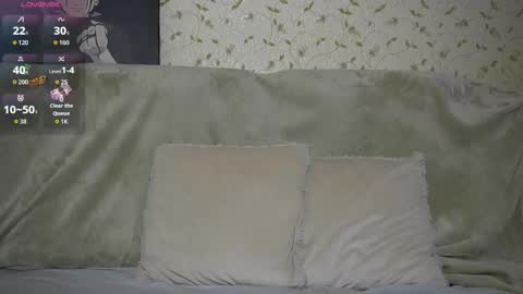 Snapshot of johnstoneisland chatting on 11/17/25, 08:31 John online show from 11/17/25, 08:31