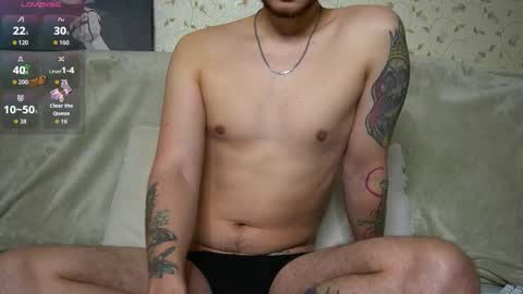 Snapshot of johnstoneisland chatting on 11/29/25, 07:55 John online show from 11/29/25, 07:55