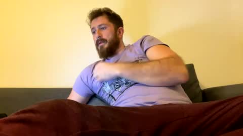 Snapshot of johnthomasbwc chatting on 01/25/25, 10:39 JohnThomasBWC online show from 01/25/25, 10:39