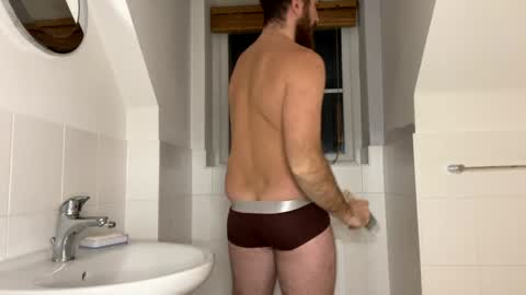 Snapshot of johnthomasbwc chatting on 02/03/25, 06:17 JohnThomasBWC online show from 02/03/25, 06:17