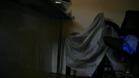 johntylerr833 online show from 12/06/24, 03:08