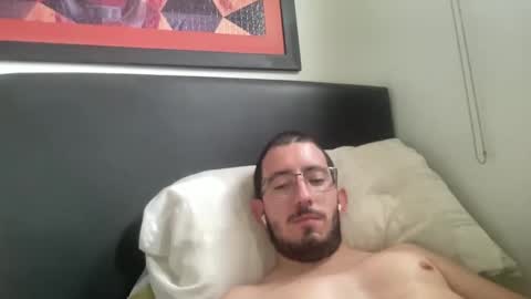 Snapshot of johnukber chatting on 01/05/25, 06:02 John Ukber online show from 01/05/25, 06:02