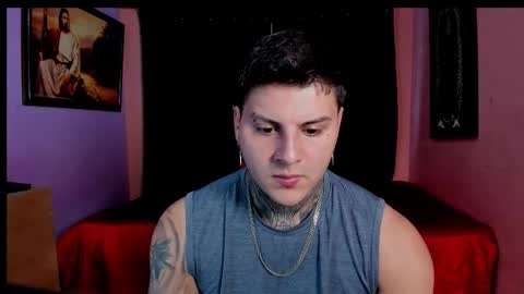 Snapshot of johny_multicum chatting on 11/23/25, 05:46 Johny online show from 11/23/25, 05:46