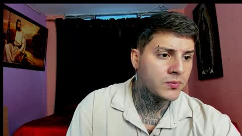 Snapshot of johny_multicum chatting on 11/25/25, 06:41 Johny online show from 11/25/25, 06:41