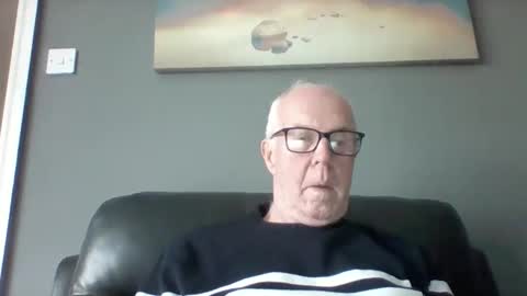 johnybegood6969 online show from 04/15/26, 09:16