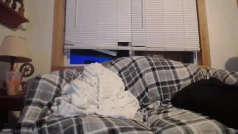 Snapshot of johstondude chatting on 11/07/25, 10:32 Johston online show from 11/07/25, 10:32