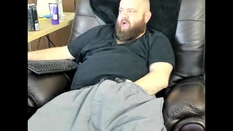 Snapshot of joi4you chatting on 02/19/25, 05:49 Voyeur online show from 02/19/25, 05:49