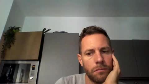 Snapshot of jojo19844 chatting on 09/16/25, 09:10 jojo19844 online show from 09/16/25, 09:10