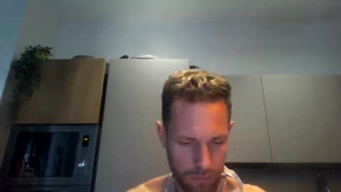 Snapshot of jojo19844 chatting on 09/22/25, 10:50 jojo19844 online show from 09/22/25, 10:50