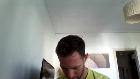 Snapshot of jojo19844 chatting on 09/25/25, 09:24 jojo19844 online show from 09/25/25, 09:24