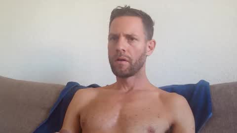 Snapshot of jojo19844 chatting on 09/27/25, 09:47 jojo19844 online show from 09/27/25, 09:47