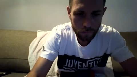 Snapshot of jojo19844 chatting on 10/11/25, 12:15 jojo19844 online show from 10/11/25, 12:15