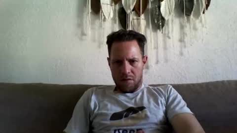jojo19844 online show from 04/29/26, 10:52
