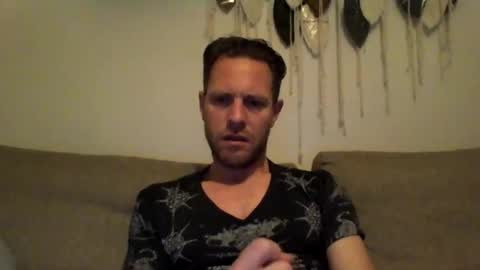 jojo19844 online show from 04/30/26, 08:57