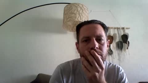jojo19844 online show from 05/07/26, 08:42