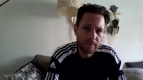 jojo19844 online show from 05/08/26, 07:14