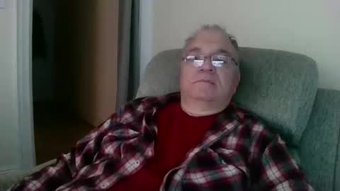 Snapshot of joker5339 chatting on 11/29/25, 01:03 joker5339 online show from 11/29/25, 01:03