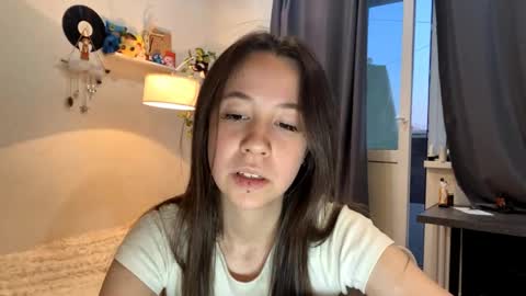 Snapshot of jolandamccammon chatting on 05/22/26, 04:56 I am Joline ntmuLets hit 10 Thumbs Up together online show from 05/22/26, 04:56