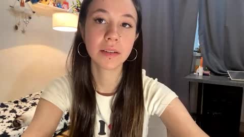 Snapshot of jolandamccammon chatting on 05/24/26, 12:10 I am Joline ntmuLets hit 10 Thumbs Up together online show from 05/24/26, 12:10