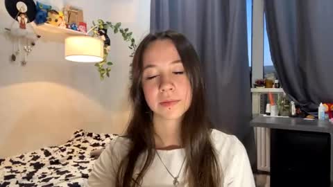Snapshot of jolandamccammon chatting on 05/25/26, 05:19 I am Joline ntmuLets hit 10 Thumbs Up together online show from 05/25/26, 05:19