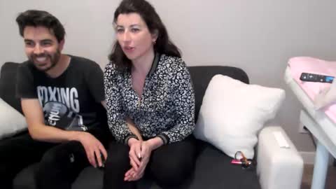 Snapshot of jolie_cam chatting on 04/01/26, 06:38 jolie_cam online show from 04/01/26, 06:38