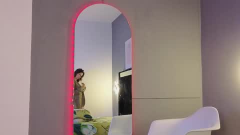 jolie_lov online show from 02/19/26, 02:57