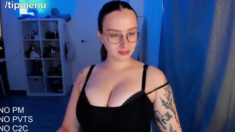 Jolie  My snapchat got deleted. If you were subscribed dm me my former username or scroll down and click on snapchat media online show from 09/28/25, 10:31