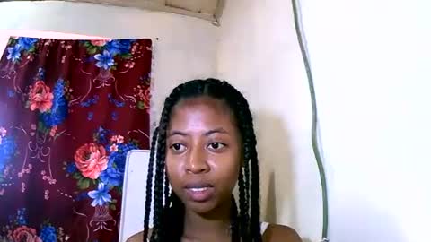 Snapshot of joliekah27 chatting on 01/22/25, 01:32 joliekah27 online show from 01/22/25, 01:32