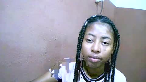 Snapshot of joliekah27 chatting on 02/28/25, 05:37 joliekah27 online show from 02/28/25, 05:37