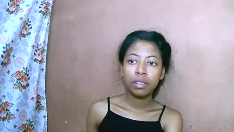 Snapshot of joliekah27 chatting on 03/11/25, 04:43 joliekah27 online show from 03/11/25, 04:43