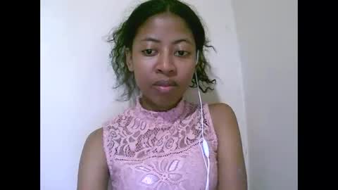 joliekah27 online show from 05/09/26, 08:25