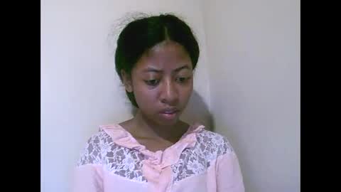 joliekah27 online show from 05/11/26, 09:34