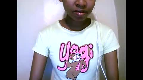joliekah27 online show from 05/26/26, 06:31