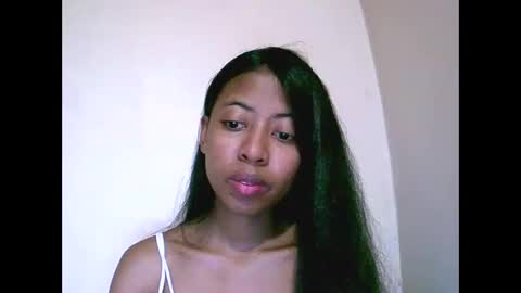 Snapshot of joliekah27 chatting on 06/06/26, 07:02 joliekah27 online show from 06/06/26, 07:02