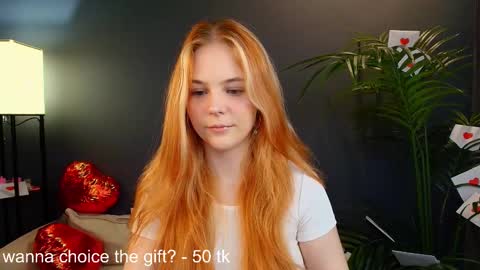 Polly  online show from 02/17/25, 08:41