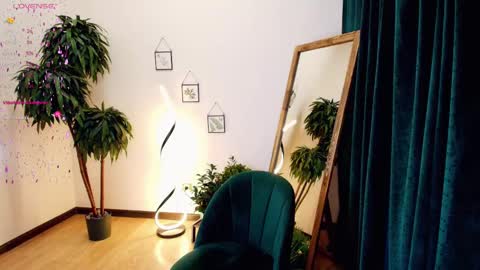 Polly  online show from 02/27/25, 10:20