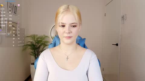 Polly  online show from 11/30/25, 03:32