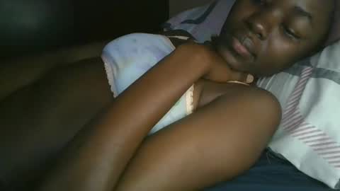 jollynabeb online show from 12/21/25, 07:59