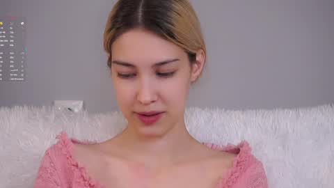 Snapshot of jolyndeb chatting on 05/21/26, 01:18 Viola online show from 05/21/26, 01:18