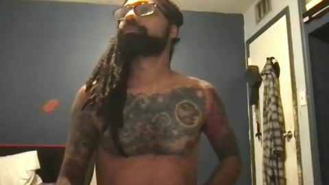 Snapshot of jon2h6k chatting on 03/11/25, 12:11 jon2h6k online show from 03/11/25, 12:11